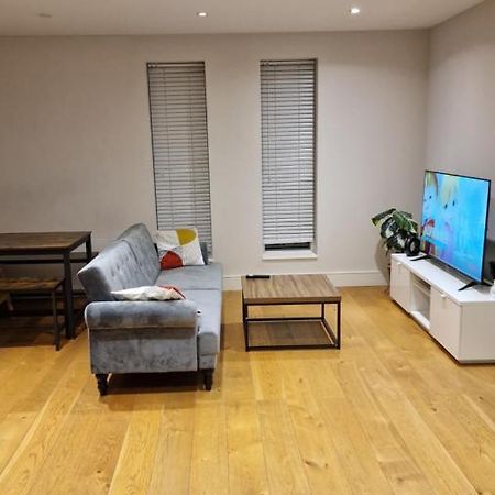 London City Apartment イーリング エクステリア 写真
